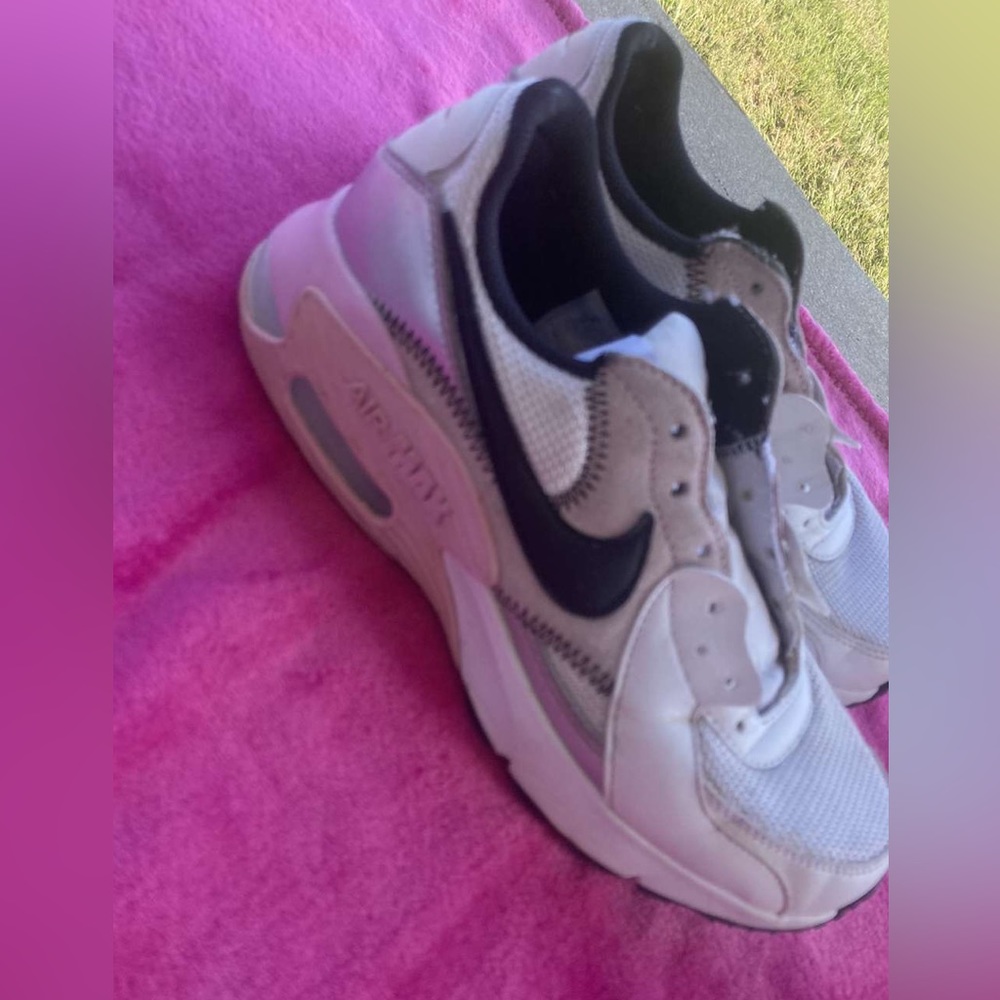 Size 8 Women’s Air Max Excee White Light Arctic Pink